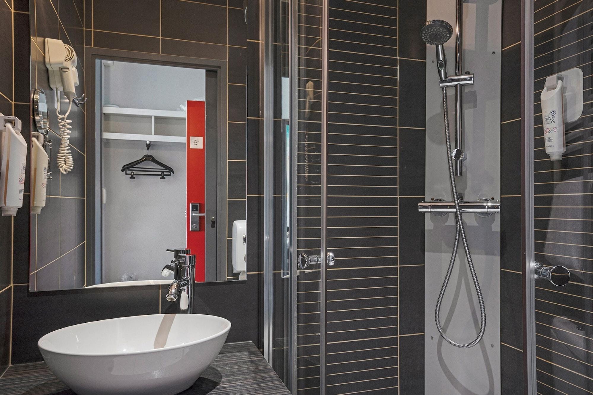 The Originals Boutique, Hotel Le Pillebois, Bourg-En-Bresse Nord Malafretaz Εξωτερικό φωτογραφία